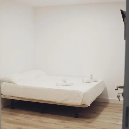 Apartmán De 4 *